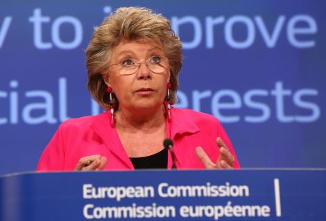 Comisia Europeana este in continuare "foarte preocupata" de atacurile impotriva democratiei in Romania