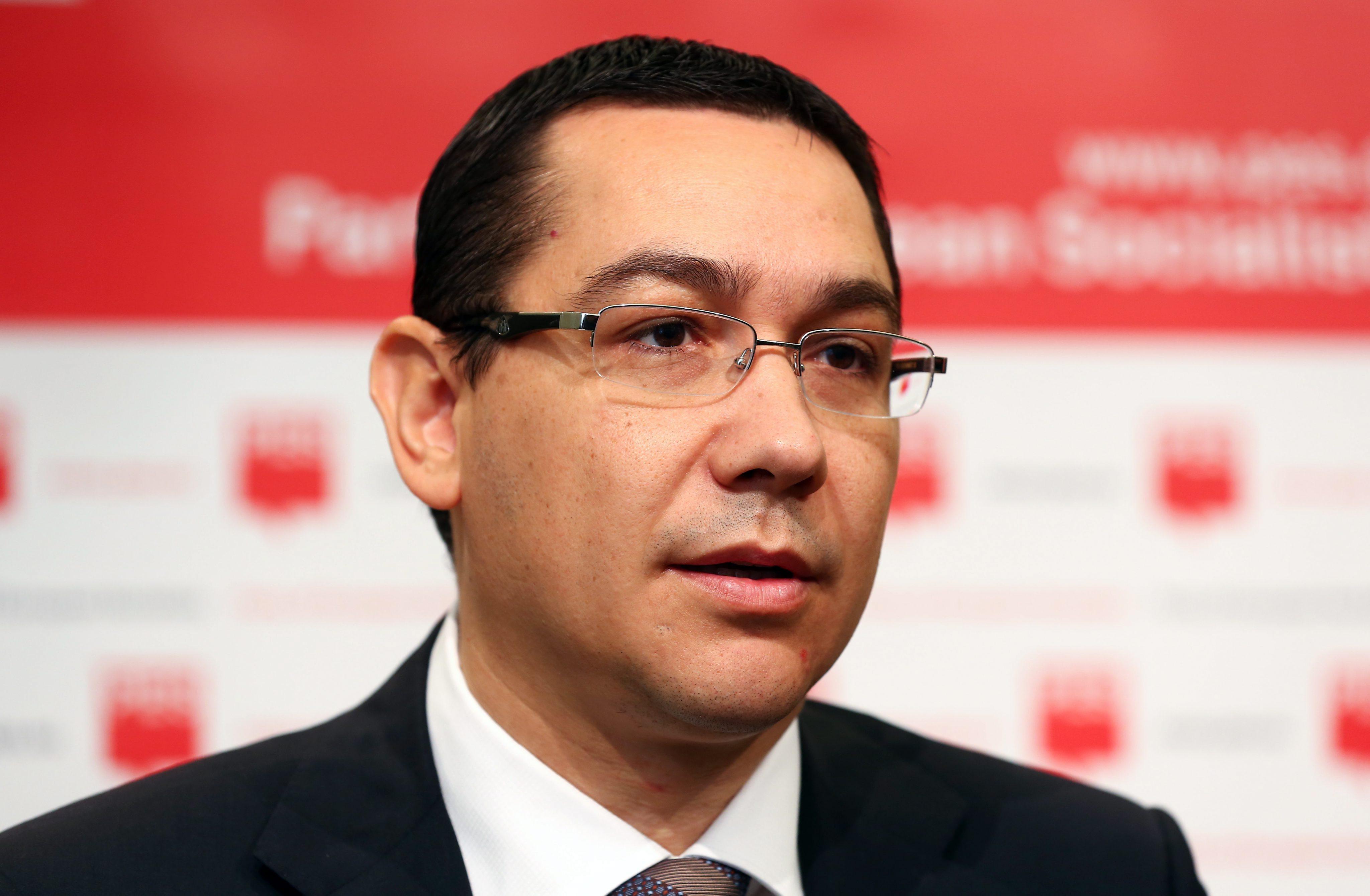 Victor Ponta: "Traian Basescu se reprezinta doar pe sine insusi si eventual pe Viktor Orban"