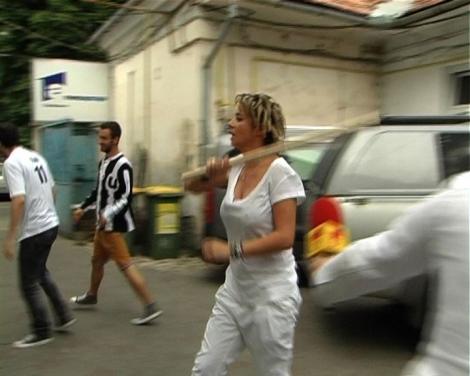 Anamaria Prodan, sexy boss-ul de la U Cluj, la un pas sa fie linsata de suporterii U Cluj