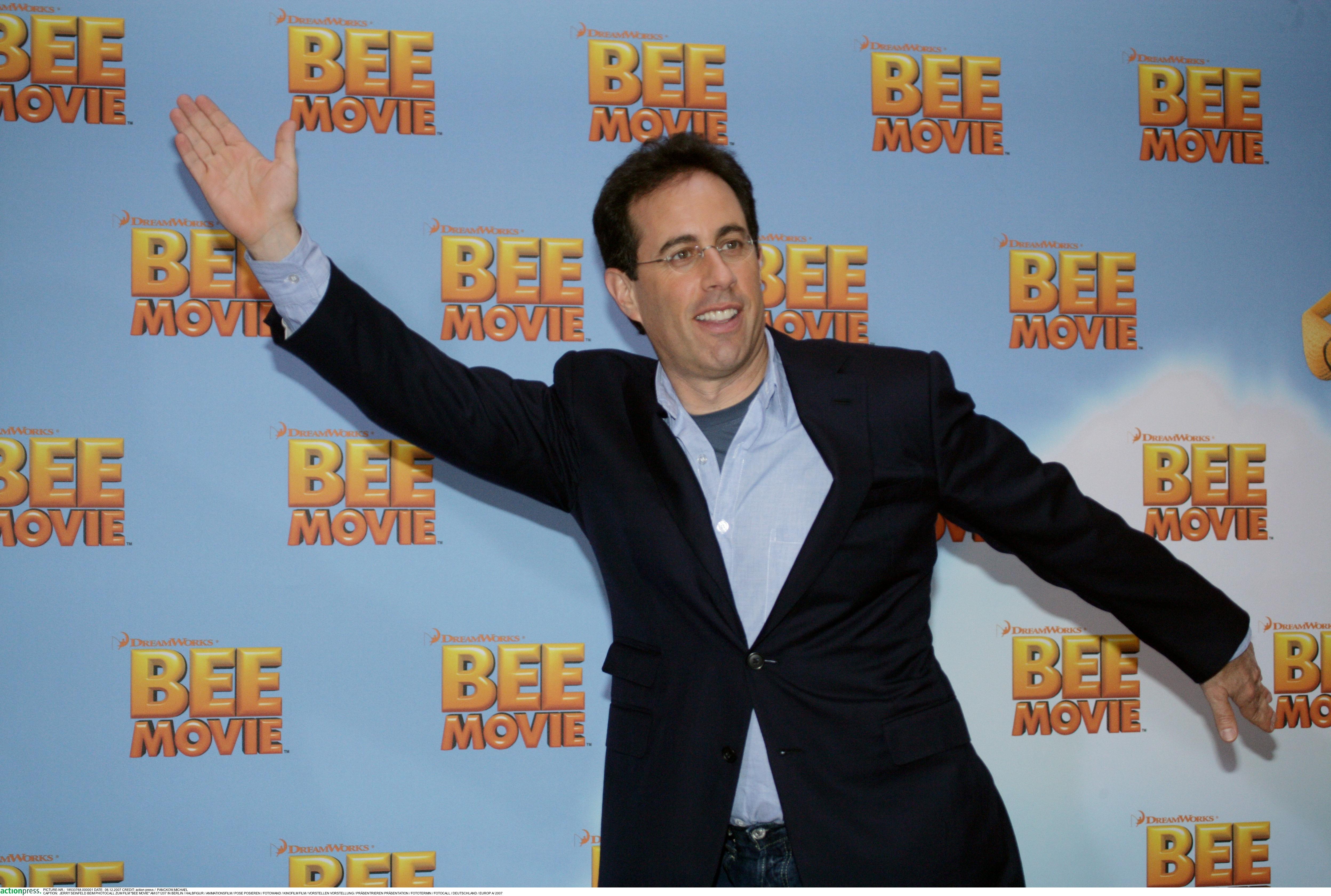 Jerry Seinfeld lanseaza un serial online