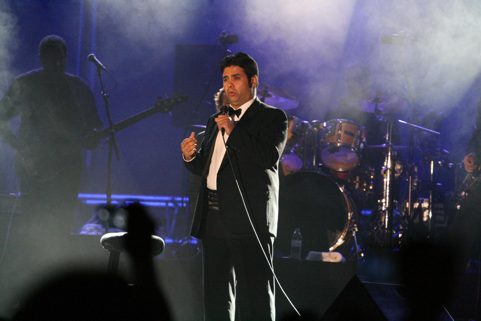 Tenorul Costel Busuioc a picat BAC-ul cu 1,20 la Romana 