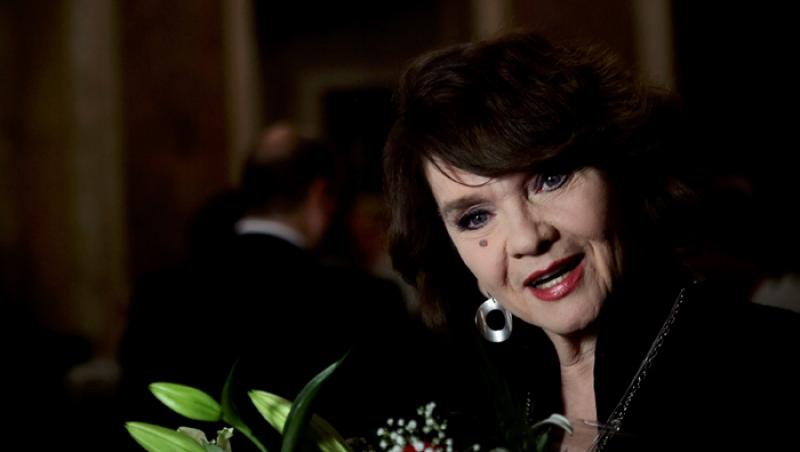 Margareta Paslaru implineste 69 de ani: “Lasa-mi toamna pomii verzi”