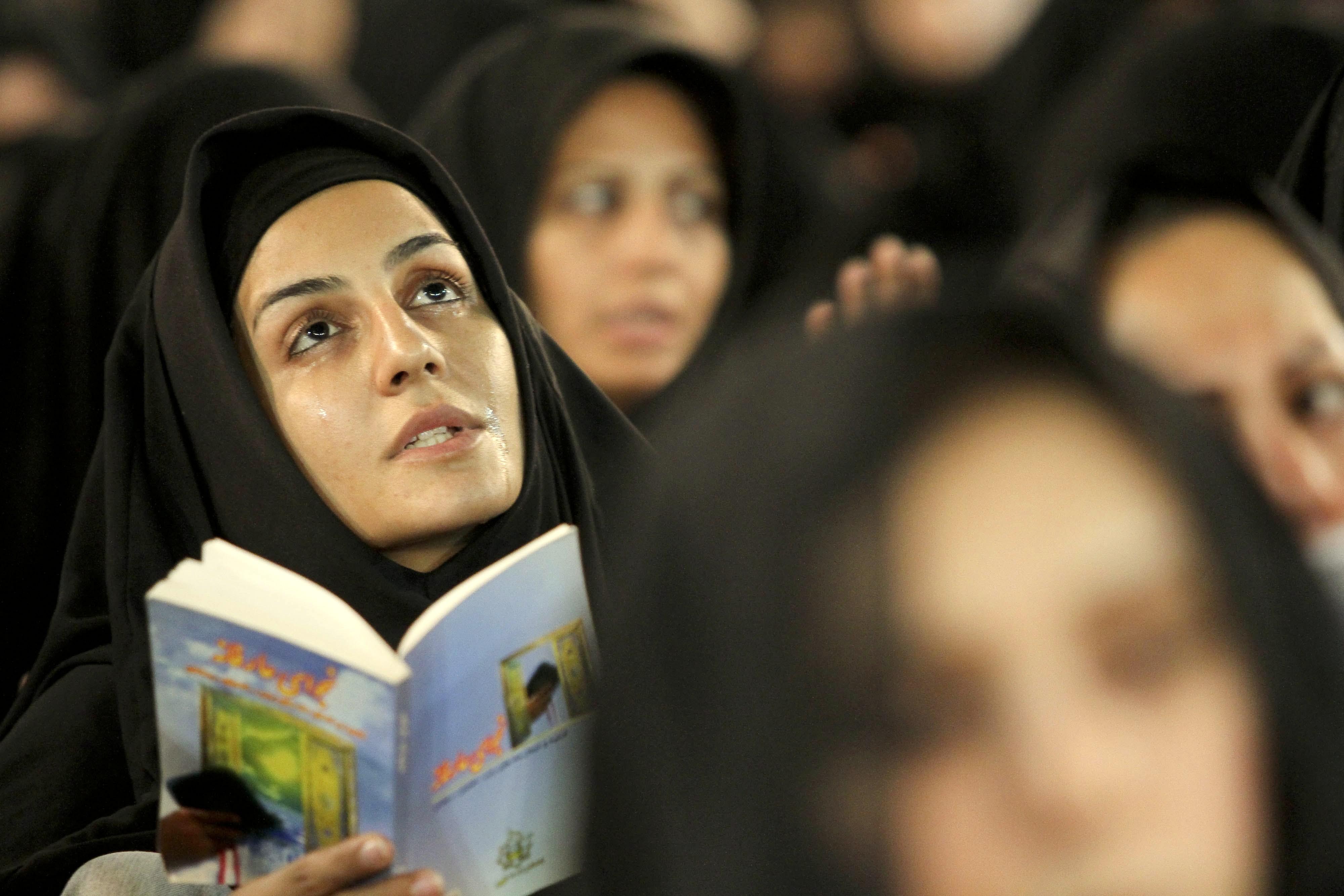 Bangladesh: 13 morti si 15 raniti, dupa ce un fulger a lovit o moschee