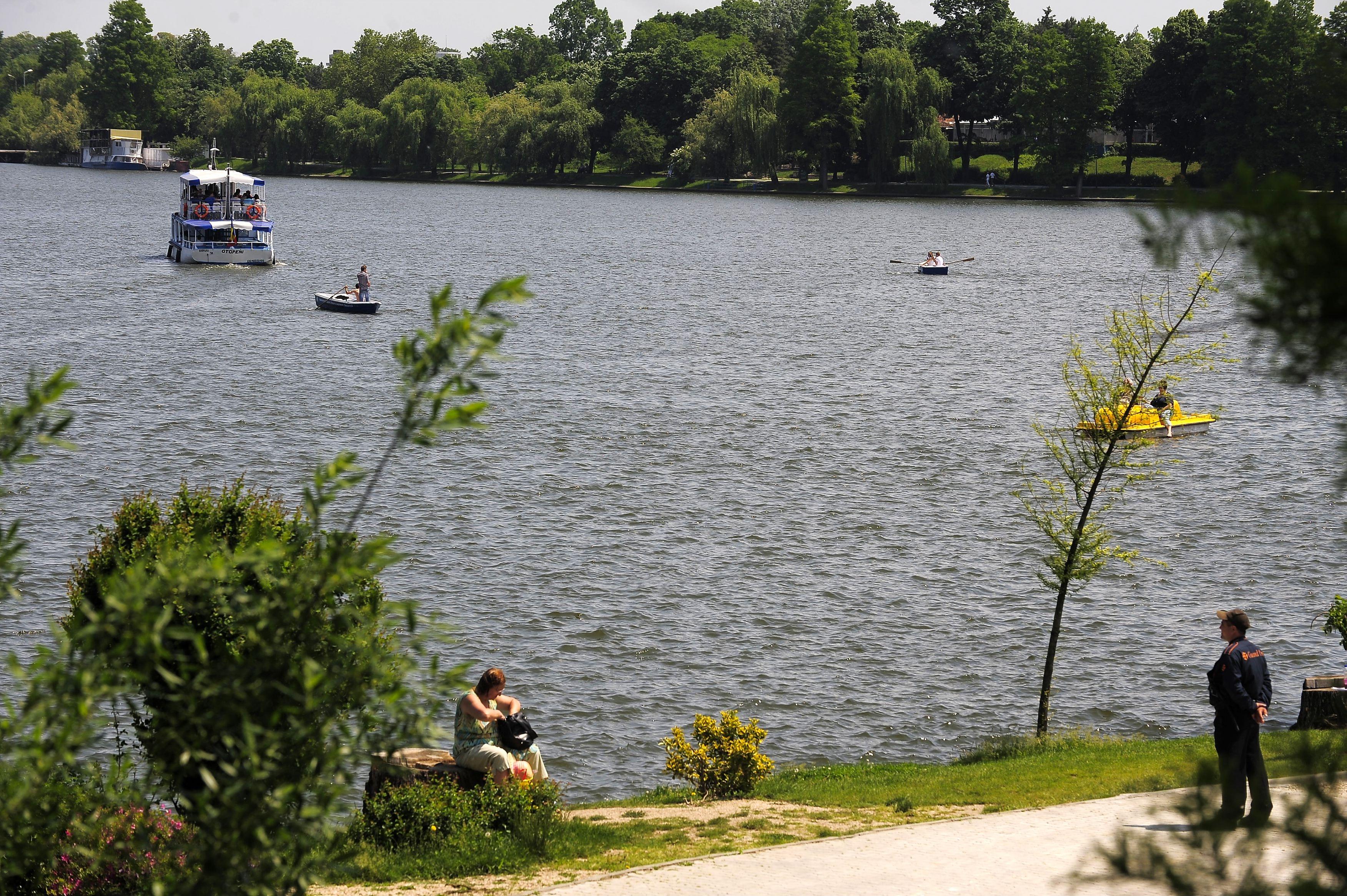 Ziua Marinei: Plimbari gratuite cu vaporasul, pe Lacul Herastrau