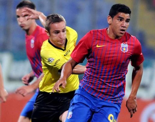 Steaua - Ceahlaul 3-0/ Ros-albastrii, lideri dupa o pauza de fix doi ani