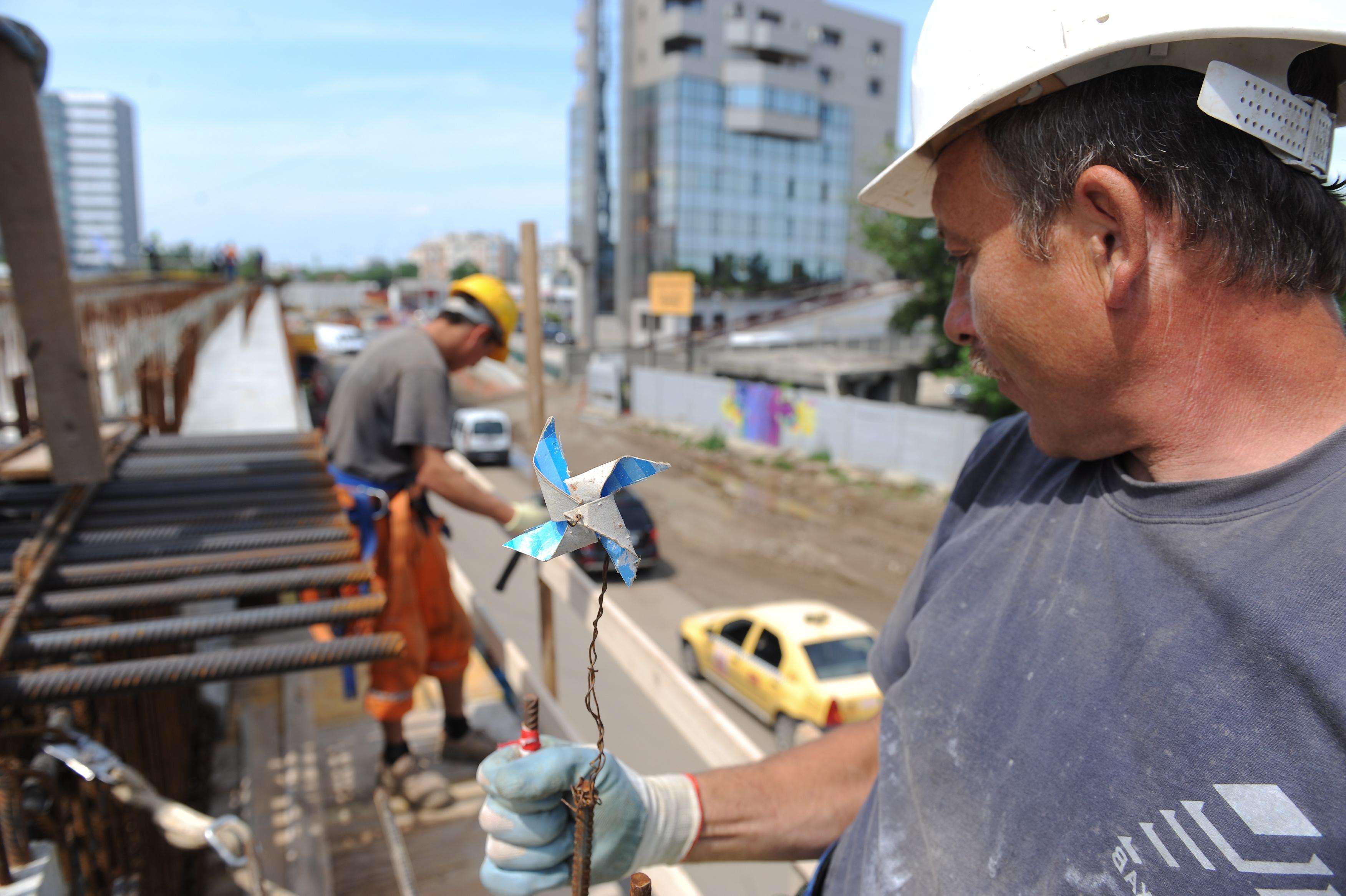 Franta ar putea ridica saptamana viitoare restrictiile de munca impuse romanilor