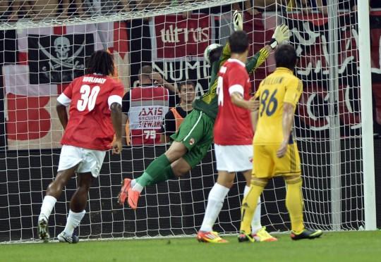 Dinamo si FC Vaslui au sanse minime de calificare in grupele Europa League