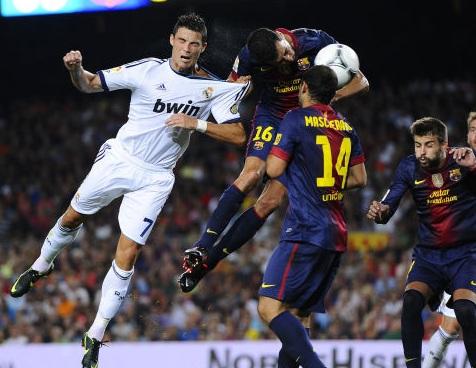 Barcelona - Real Madrid 3-2/ Catalanii se impun in prima mansa din Supercupa Spaniei