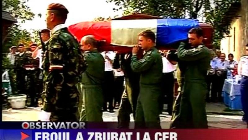 Pilotul Aurelian Cojocaru a fost inmormantat cu onoruri militare