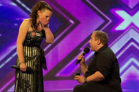 Cel mai romantic gest de pe scena X Factor: &ldquo;Vrei sa fii sotia mea?&rdquo;