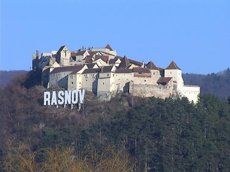 Cetatea Rasnov va avea lift pentru transportul turistilor
