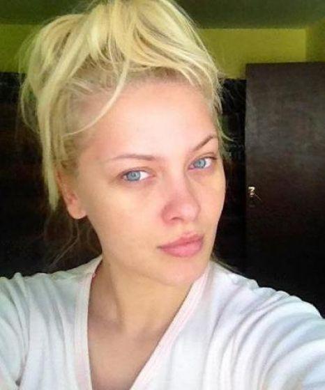 Una dintre cele mai sexy prezentatoare TV s-a pozat fara machiaj. Vezi cat de bine arata!