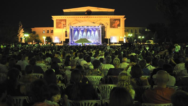 Melomanii sunt asteptati la Promenada Operei sambata, 1 septembrie