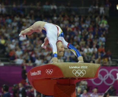 AUR la sarituri! Sandra Izbasa, campioana olimpica