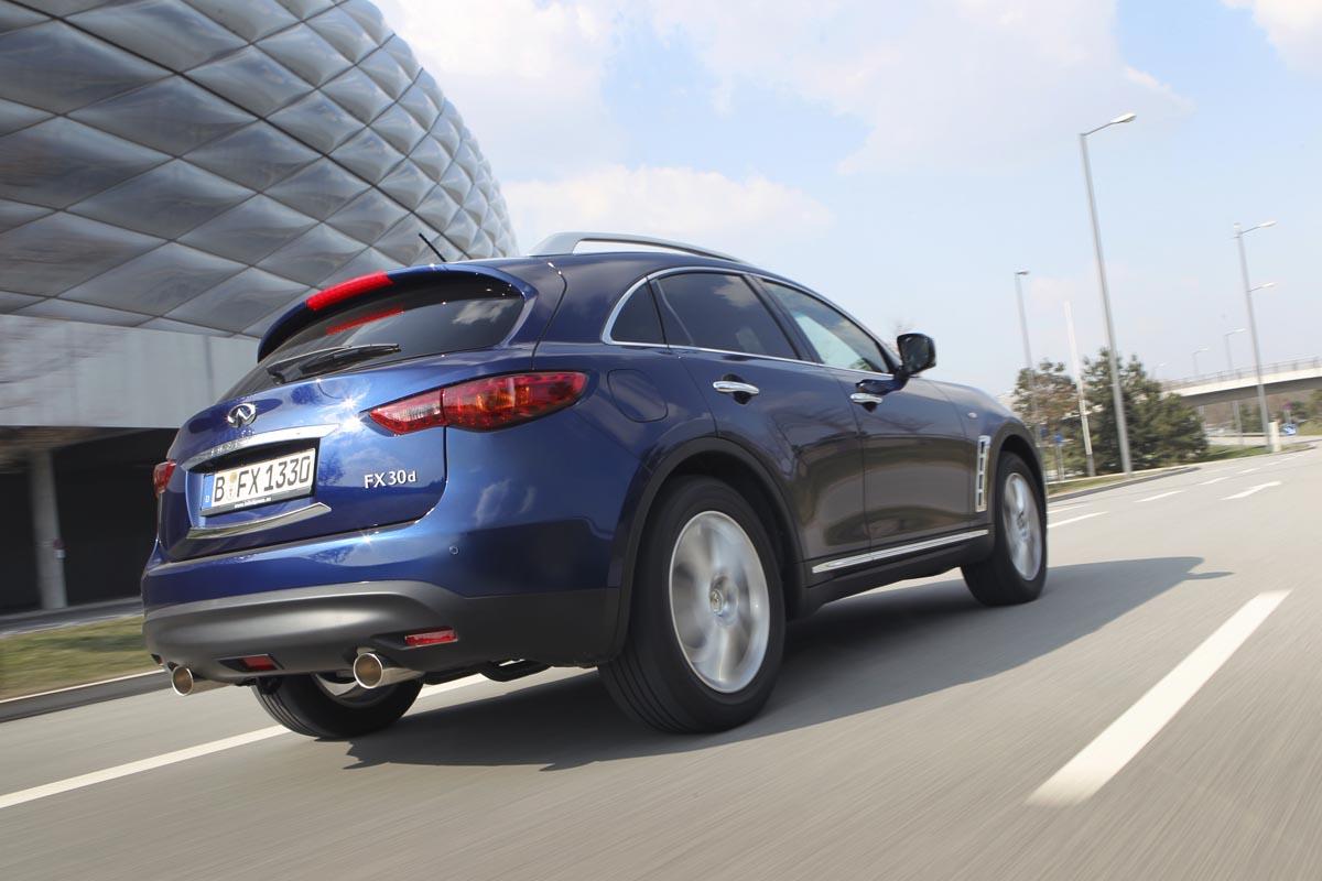 Test TopGear: Infiniti FX 2012