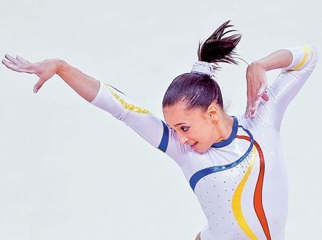 Diana Bulimar, inlocuita cu Larisa Iordache pentru finala de la barna