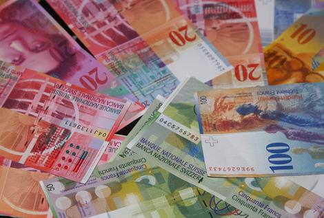 Banca Elvetiei nu vrea un franc mai mare: Rezervele valutare, la un nivel record