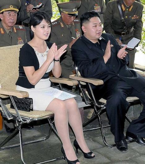 Saracia din Coreea de Nord, la puterea Dior. Care este accesoriul preferat al sotiei lui Kim Jong-un