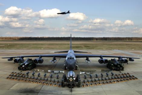 Asta are in "burta" un avion B-52!