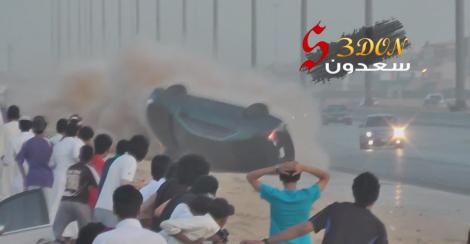Video de senzatie: cum se omoara arabii facand drifturi pe autostrazi!