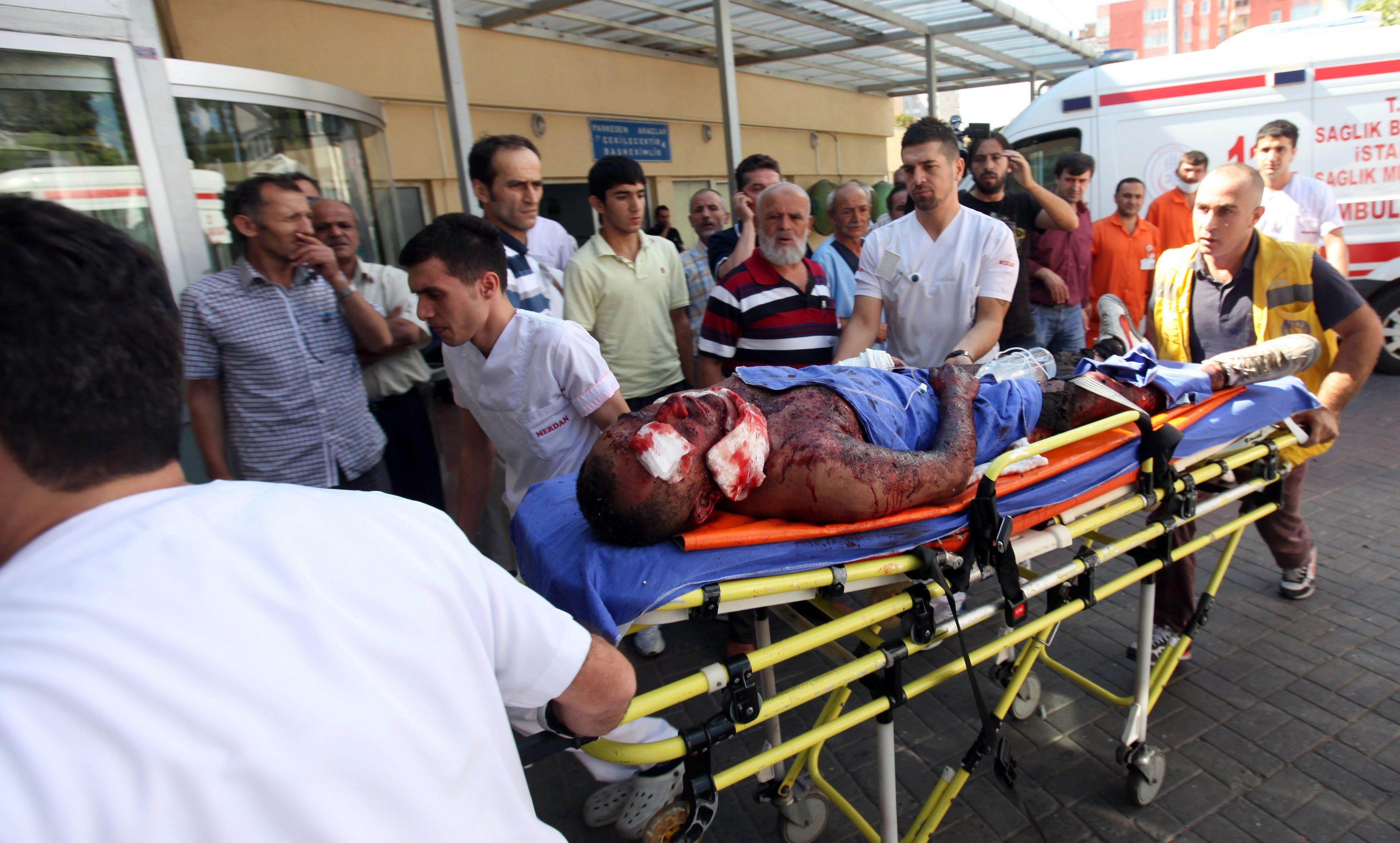 La 11 ani de la 11 septembrie teroarea continua: Atentat sinucigas la Istanbul, in fata unui comisariat