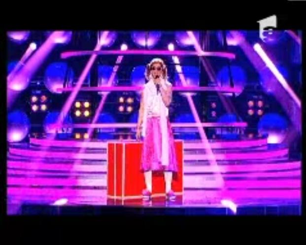 Transformare incredibila: Jorge a cantat si s-a imbracat precum Cleopatra Stratan