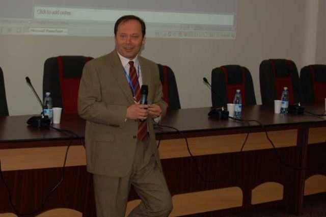 Ing. dr. Adrian Stoica, NASA: "La masuratorile facute in cazul prinderii lui Bin Laden a trebuit sa traduc toate datele in sistemul metric&rdquo;