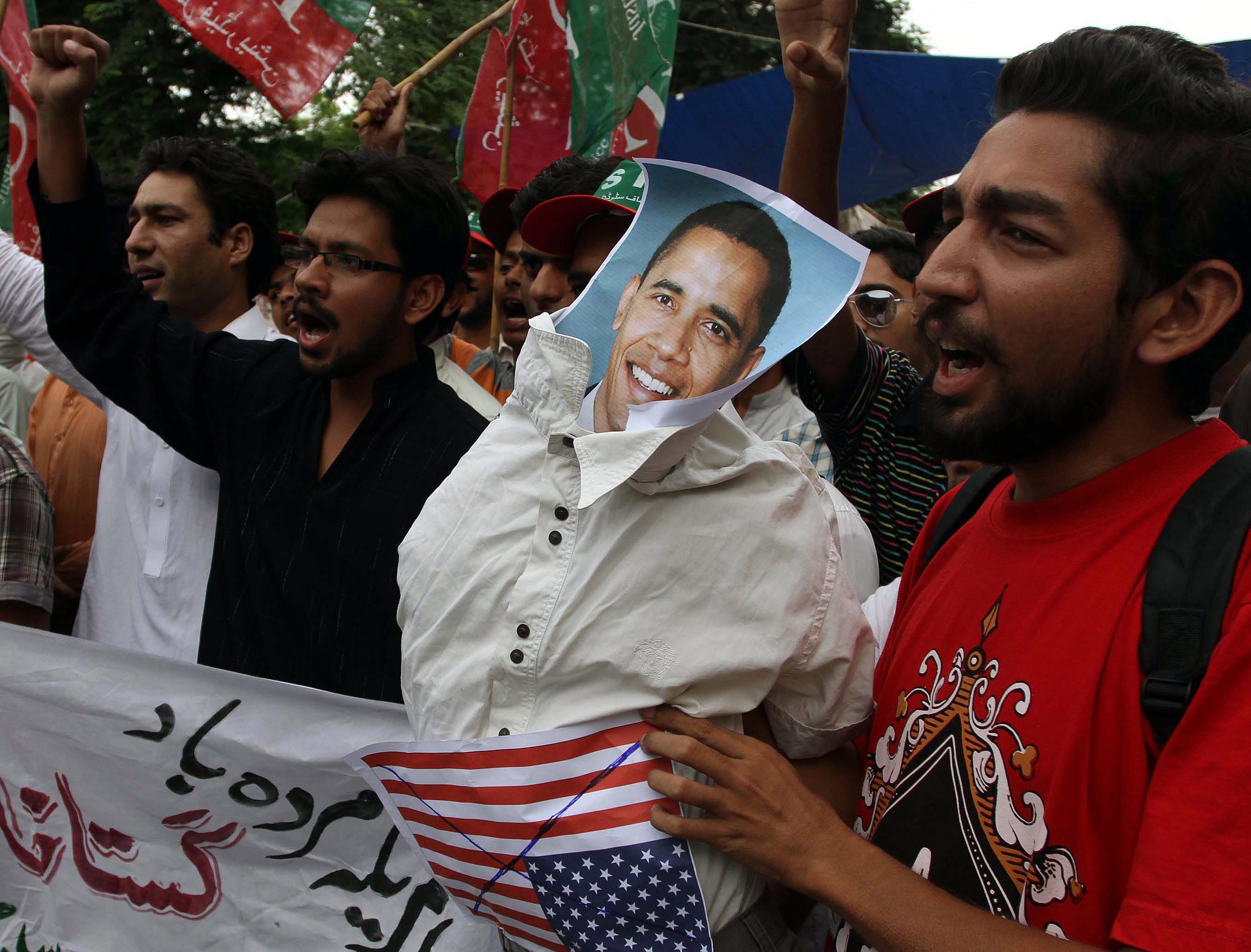 Statele Unite isi evacueaza personalul diplomatic din Tunisia si Sudan 