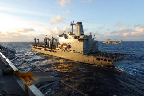 Zeci de nave de lupta se aduna in Golful Persic. Israelul si Iranul sunt la un pas de razboi
