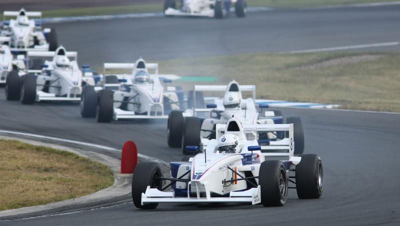 Un roman de 15 ani, pe podium in Formula BMW Talent Cup 2012