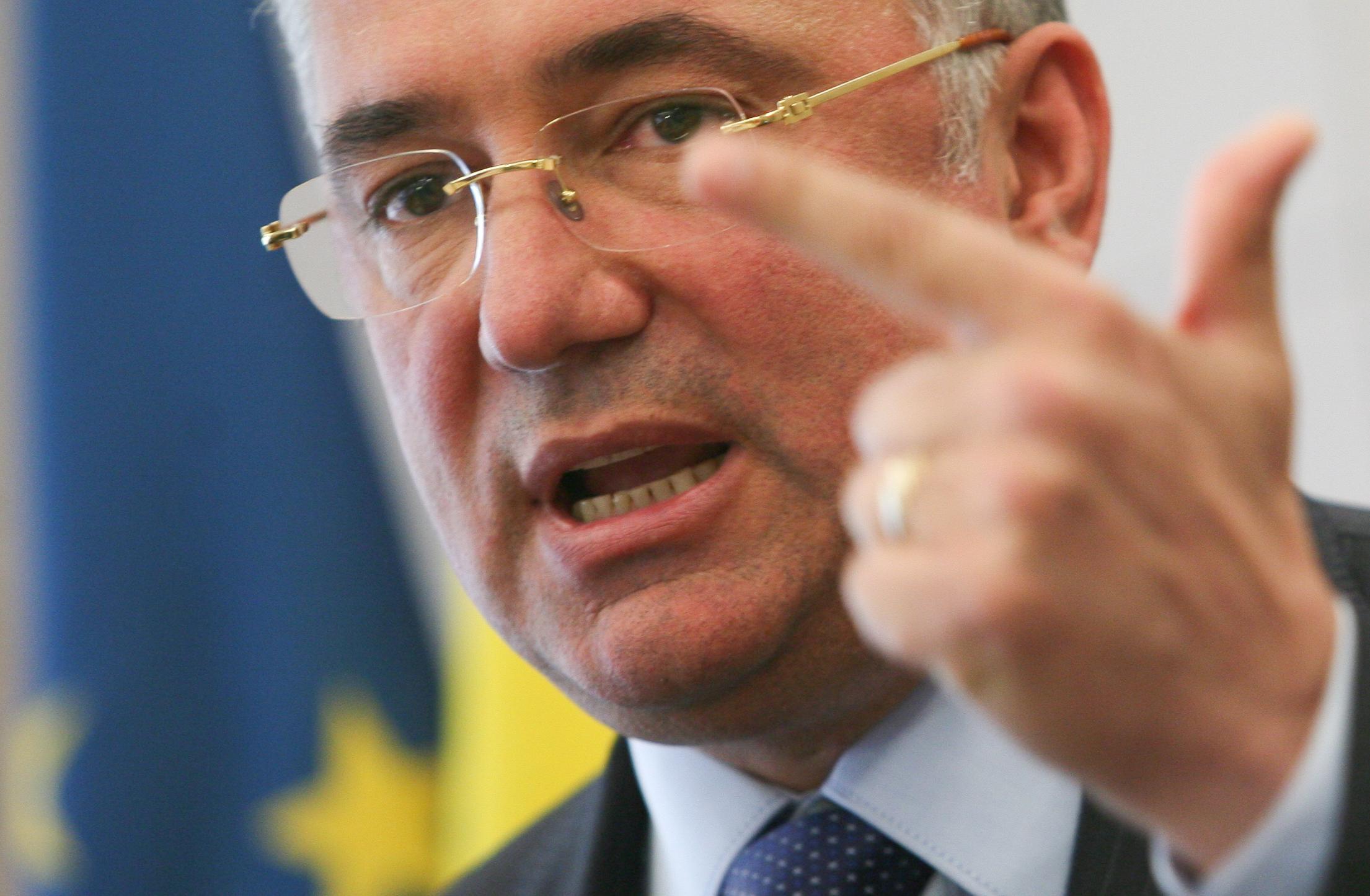 Videanu ii da replica lui Ponta: Prin incompetenta, Guvernul Ponta nu a facut altceva decat sa puna pe butuci Oltchim 