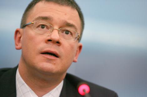 Cum a cedat Mihai Razvan Ungureanu un miliard de euro Ungariei