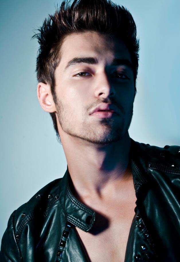 GALERIE FOTO! El e Robert Pattinson de la X Factor!