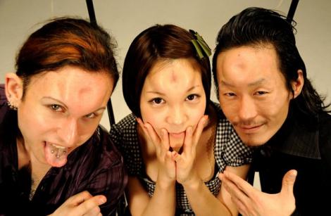 Fruntile de klingonieni, o noua moda printre tinerii din Japonia