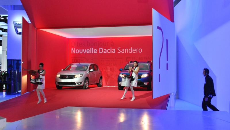 SPECIAL! Paris 2012: Dacia Logan, Sandero si Stepway, cap de afis