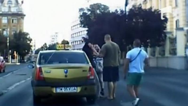 Timisoara: Taximetrist batut in trafic, dupa ce a lovit o femeie pe zebra