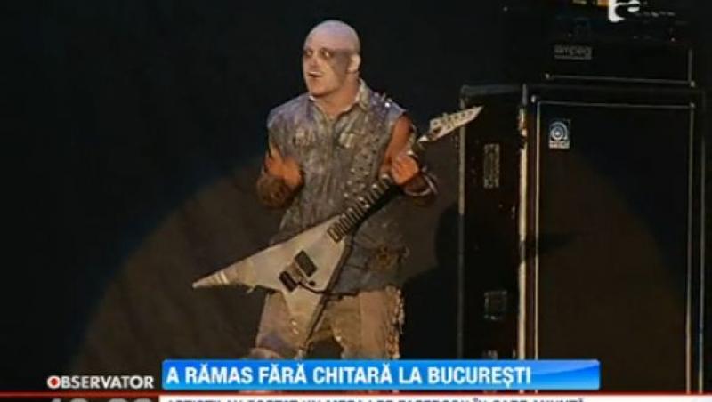Chitara favorita a unuia dintre membri trupei rock norvegiene Dimmu Borgir a fost furata la Bucuresti
