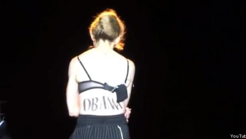 Din dragoste pentru Obama: Madonna si-a tatuat numele presedintelui pe spate