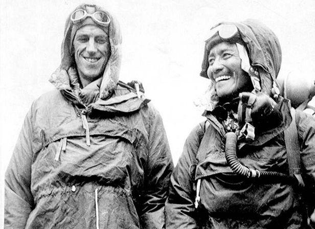 11 ianuarie 2008: A incetat din viata Sir Edmund Hillary, primul alpinist din lume care a escaladat Everestul 