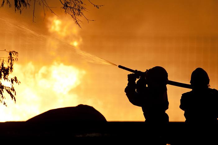 Incendiu in centrul Capitalei: Un bloc a fost evacuat