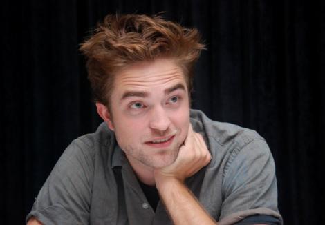 Veste trista pentru fanii cuplului din seria cu vampiri Twilight. Robert Pattinson si Kristen Stewart s-au despartit din nou
