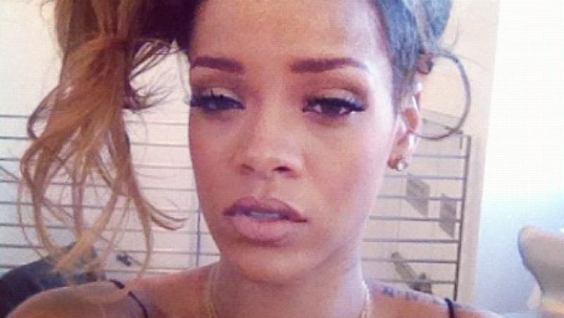 Arata SUPERB: Rihanna a postat cateva fotografii electrizante pe Twitter!