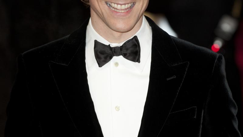 Tom Hiddleston a fost desemnat cel mai sexy actor de la Hollywood