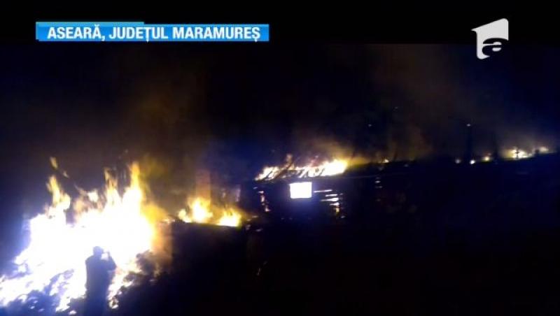 O manastire de maici din Maramures a fost facuta scrum. Flacarile au fost stinse dupa trei ore