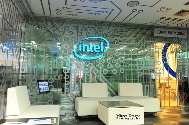 Centrul Intel: creativitate pe muzica clasica si sali de sedinta cu mari personalitati