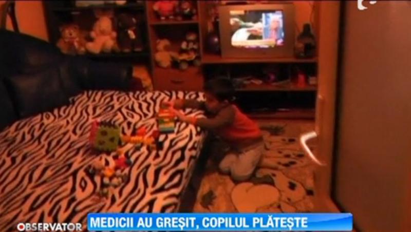 Drama unei familii din Petrosani: baietelul lor a fost operat de medici la mana gresita!