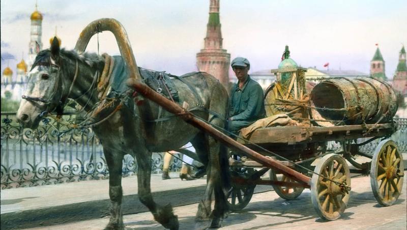 Moscova, 1931. In fotografii color!