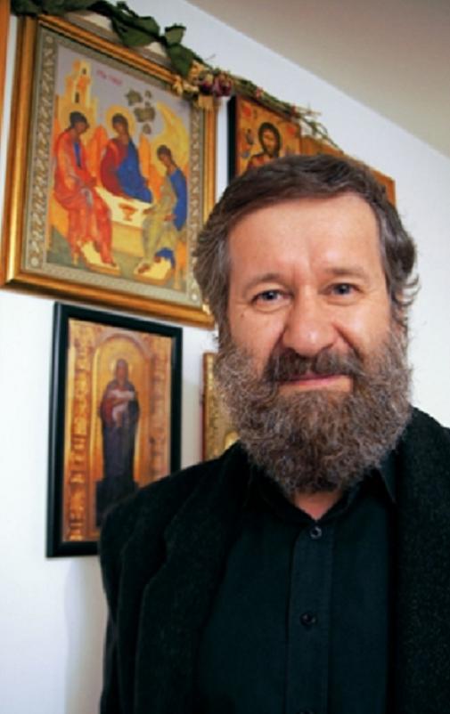 De la emotiile scenei, la apropierea de Dumnezeu: Actorul Mihai Coada, la un pas de calugarie?