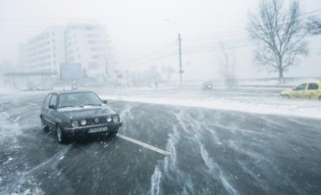 Alerta de furtuni in toata tara, incepand de astazi de la ora 20:00