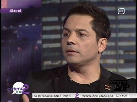 Pe cine pupa Jean de la Craiova in copilarie pentru ca il ajuta la teme!